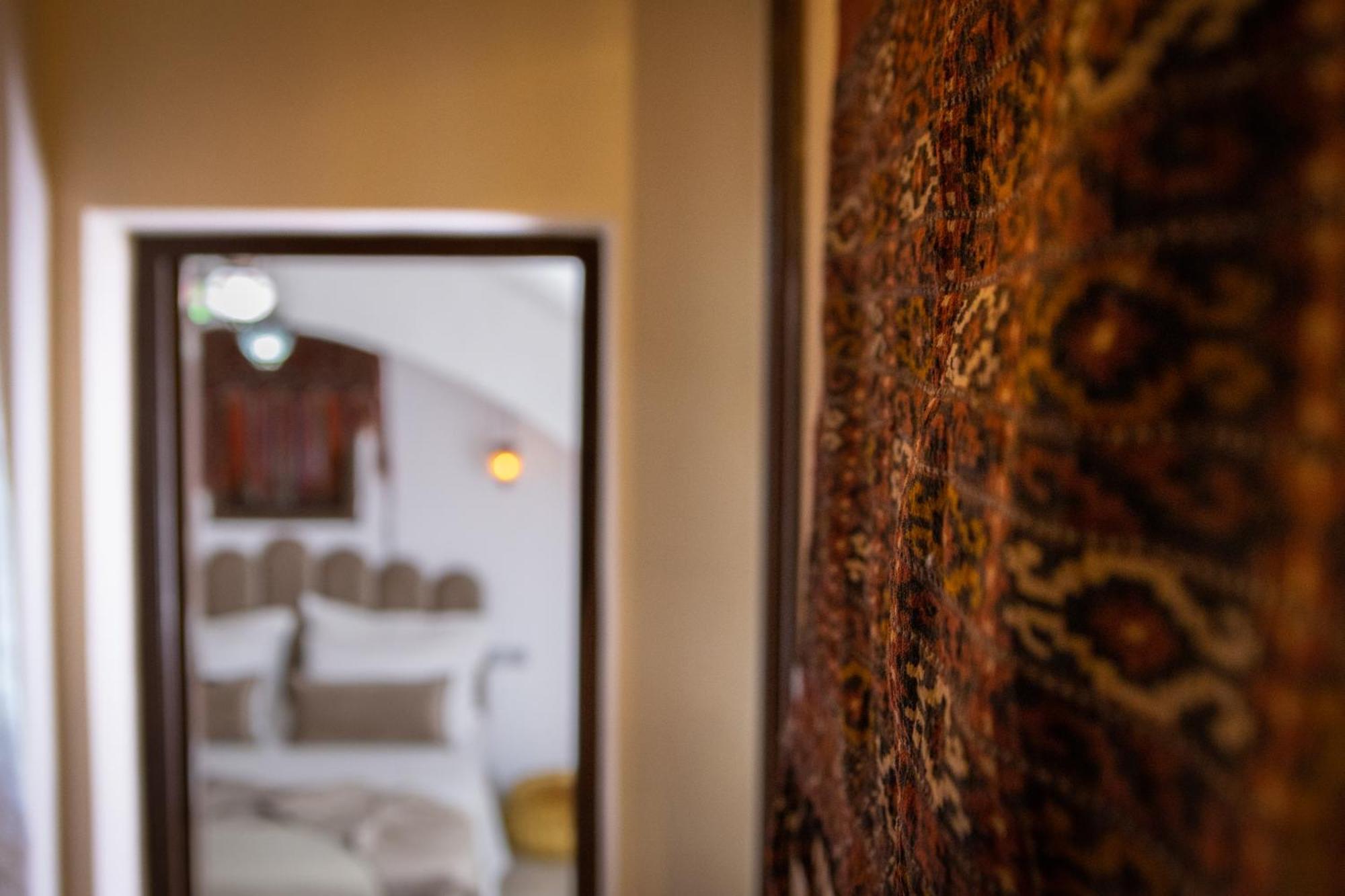 April Luxury Suites (Adults Only) Rhodes City Room photo