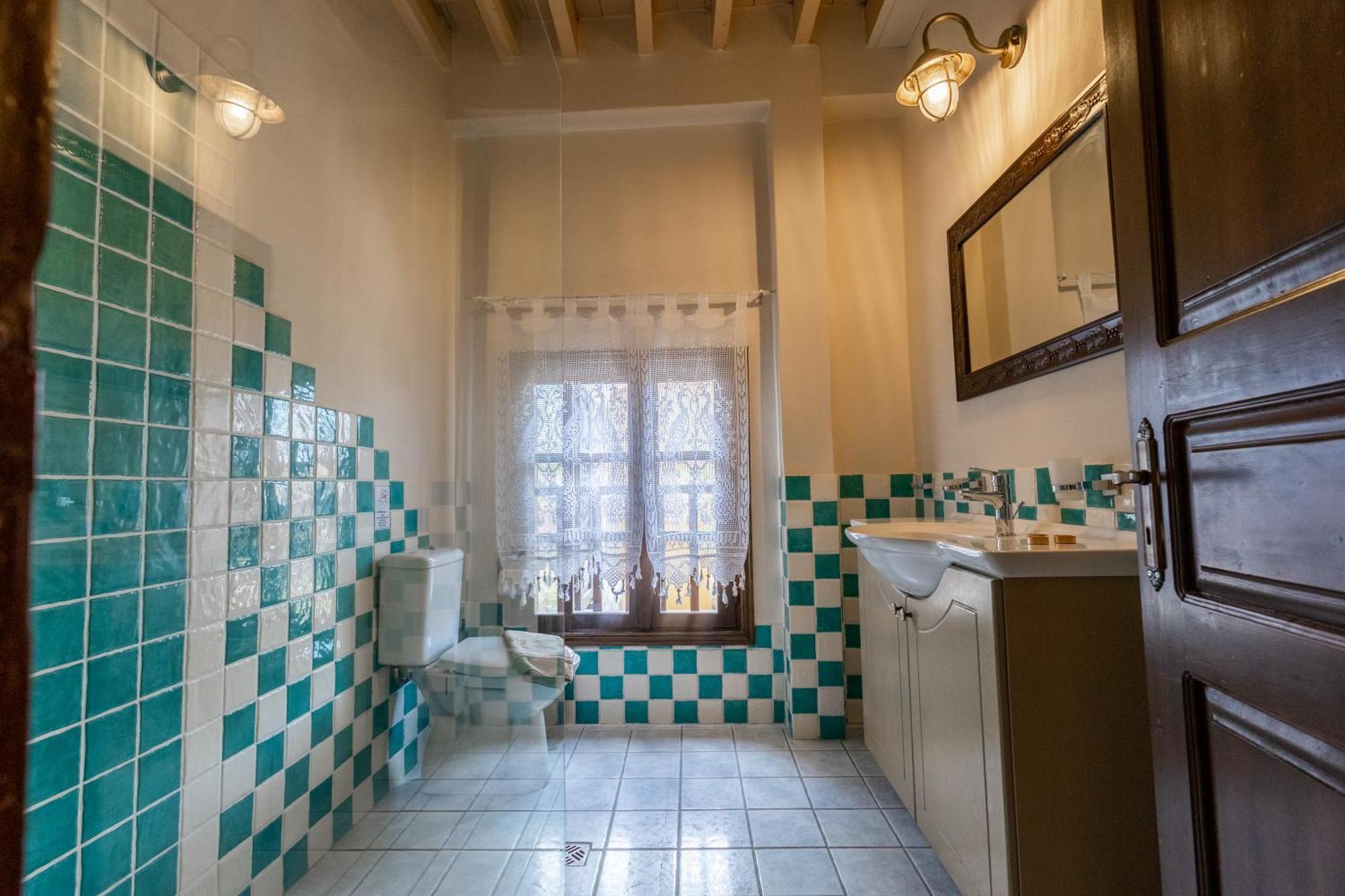 April Luxury Suites (Adults Only) Rhodes City Room photo